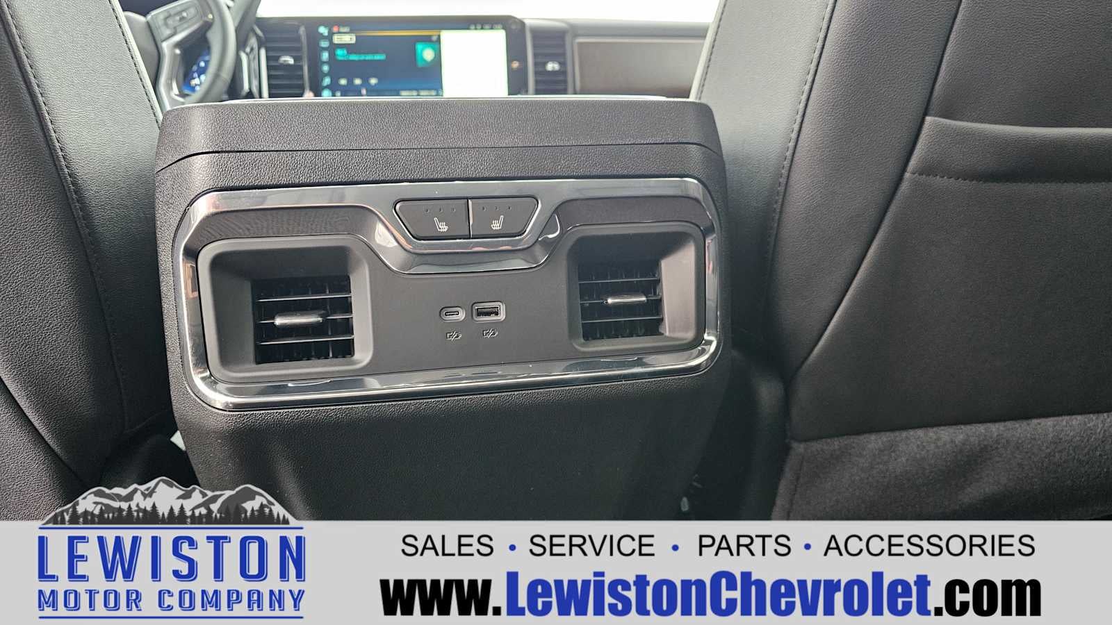 2025 Chevrolet Silverado 3500 HD High Country