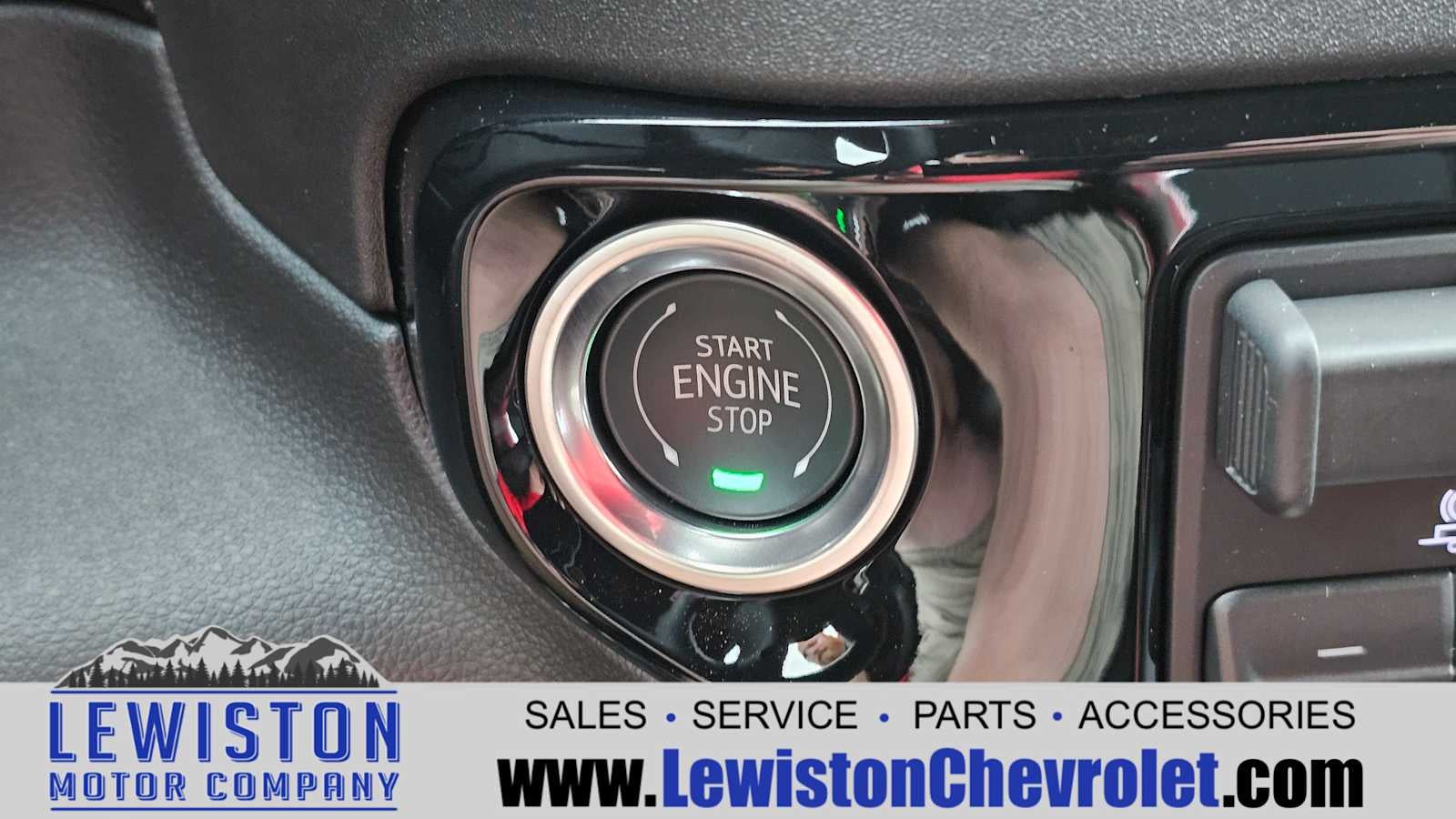 2025 Chevrolet Silverado 3500 HD High Country