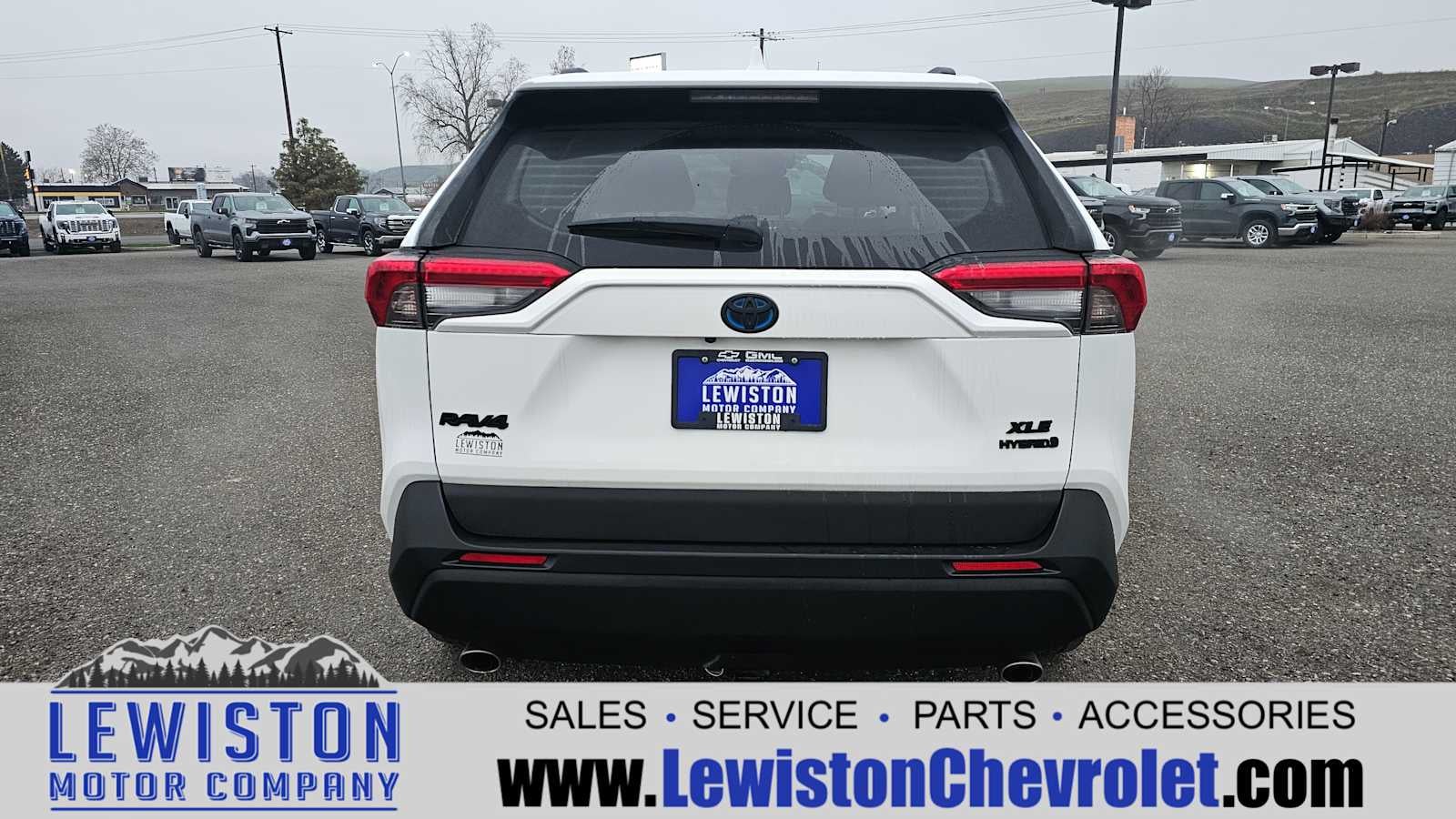 2021 Toyota RAV4 Hybrid XLE