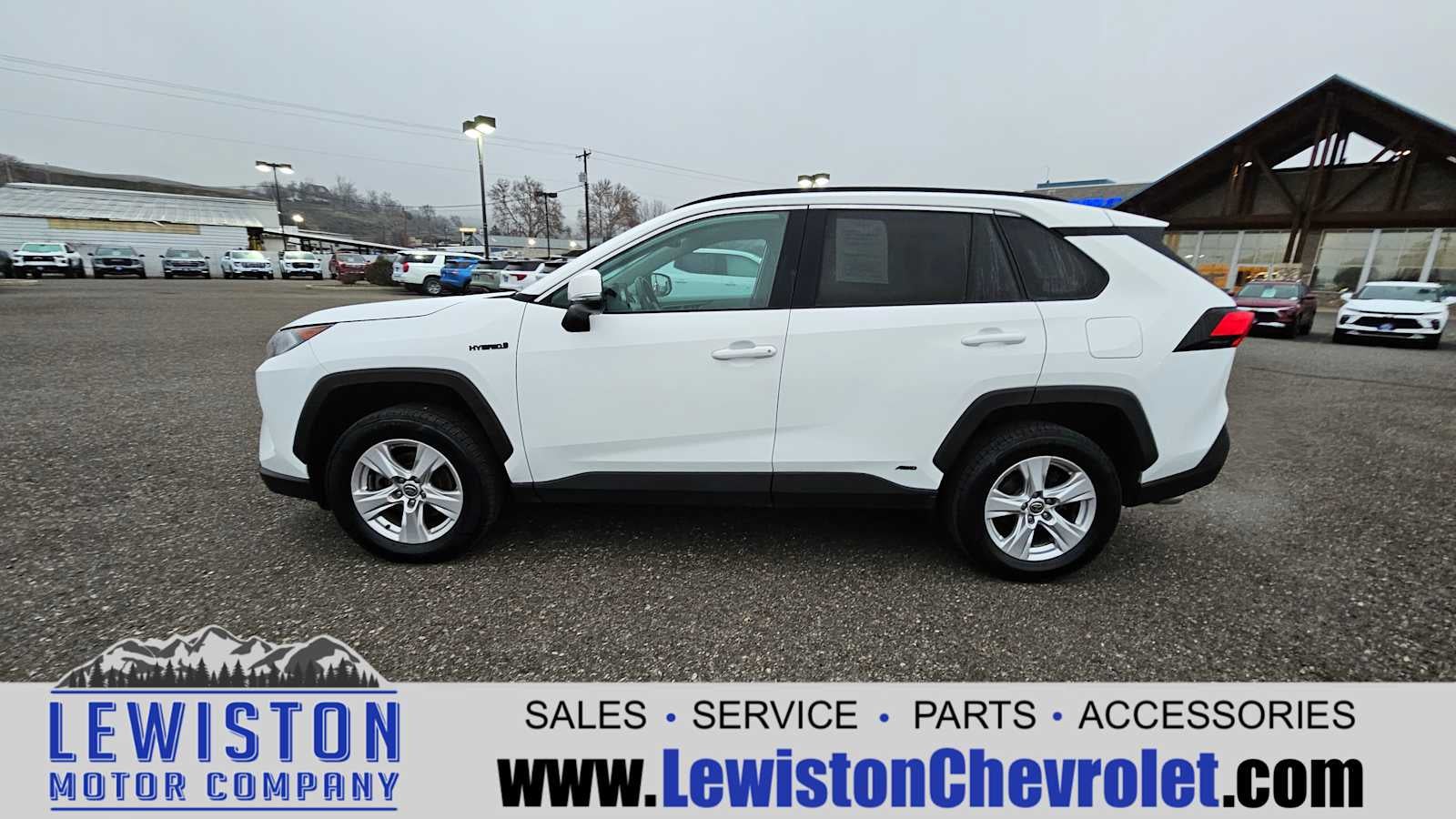 2021 Toyota RAV4 Hybrid XLE