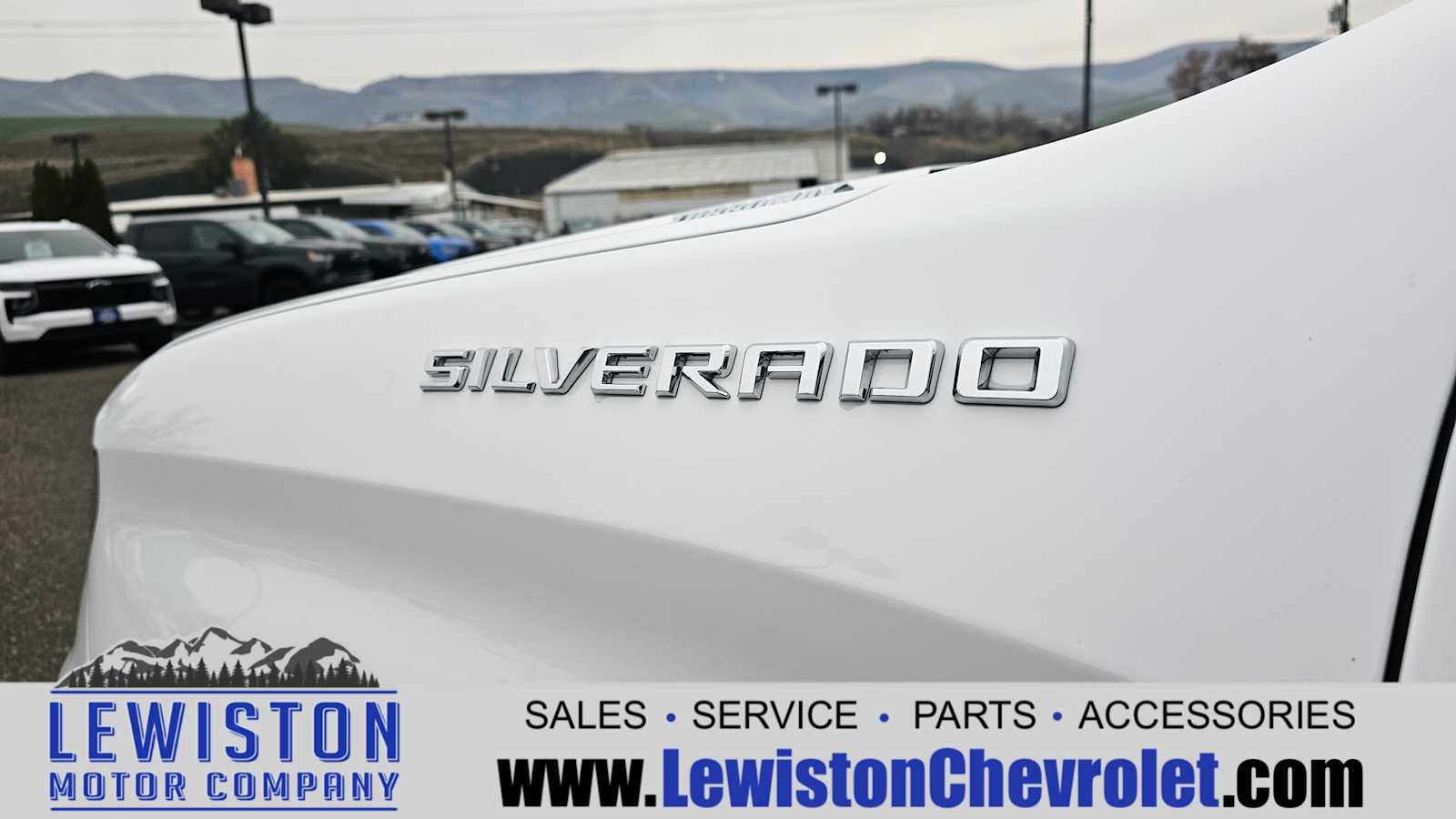 2025 Chevrolet Silverado 1500 WT