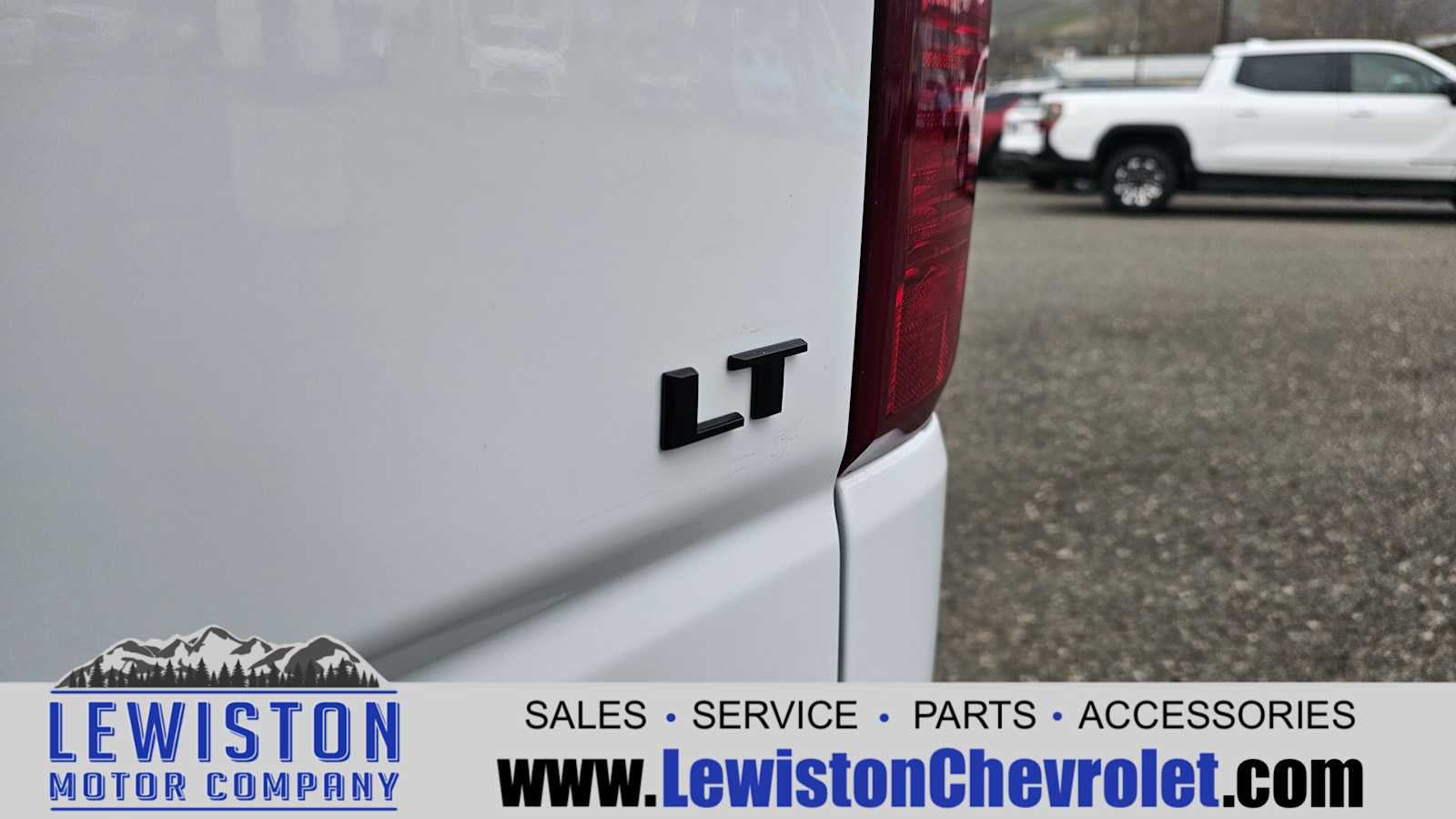 2025 Chevrolet Silverado 1500 LT