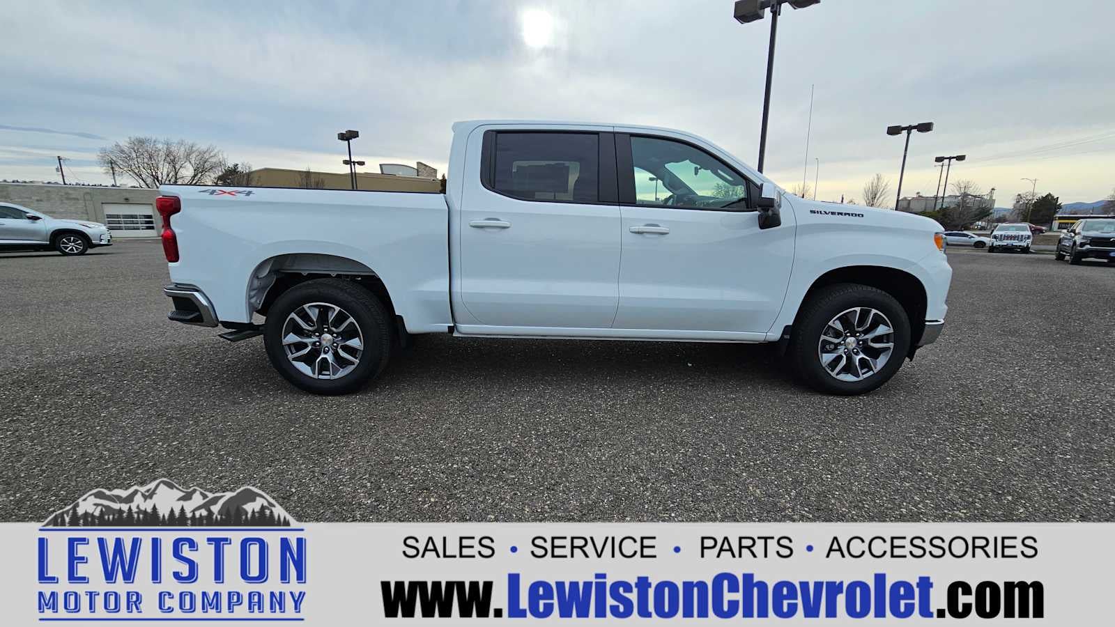 2025 Chevrolet Silverado 1500 LT