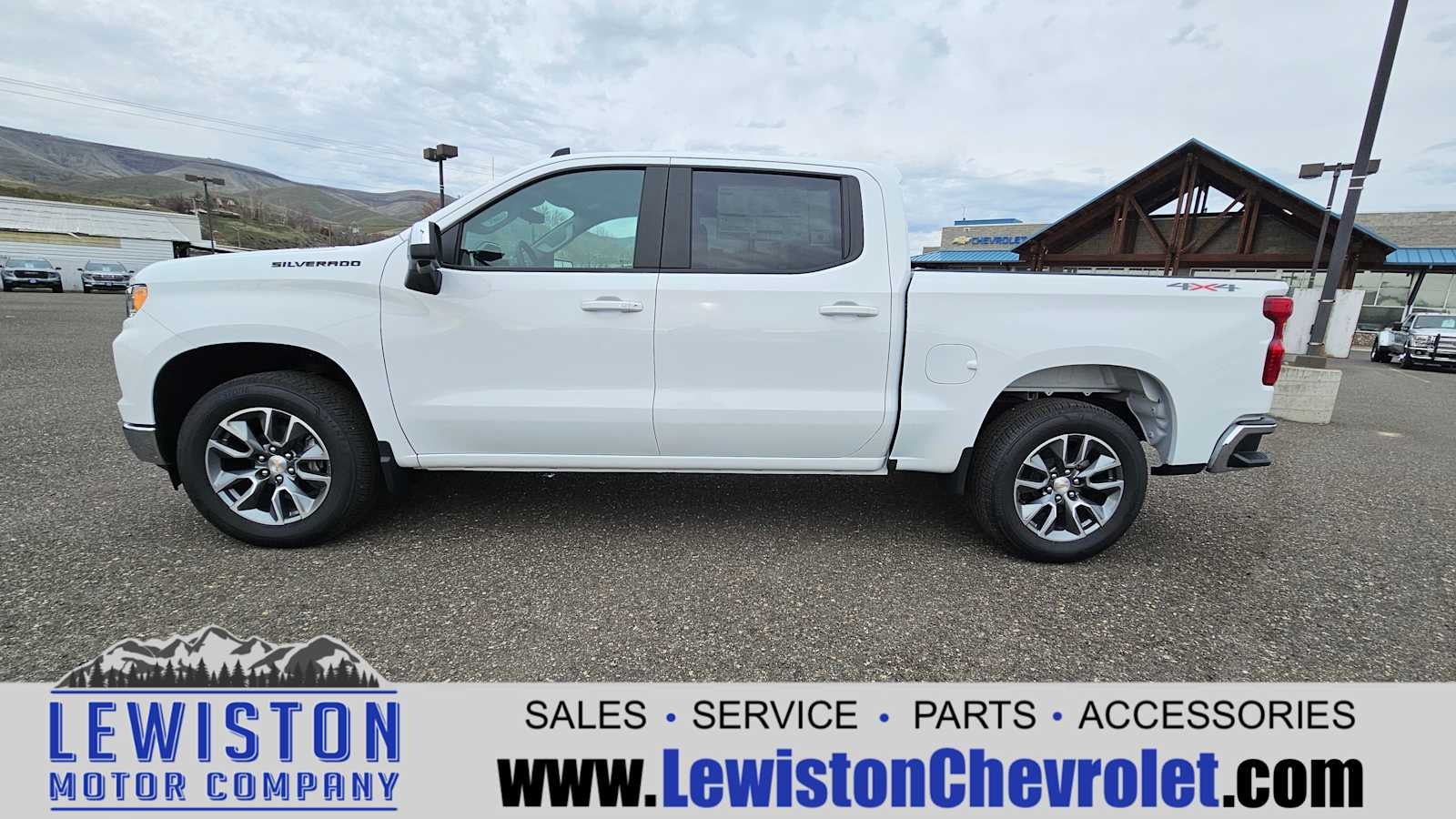 2025 Chevrolet Silverado 1500 LT