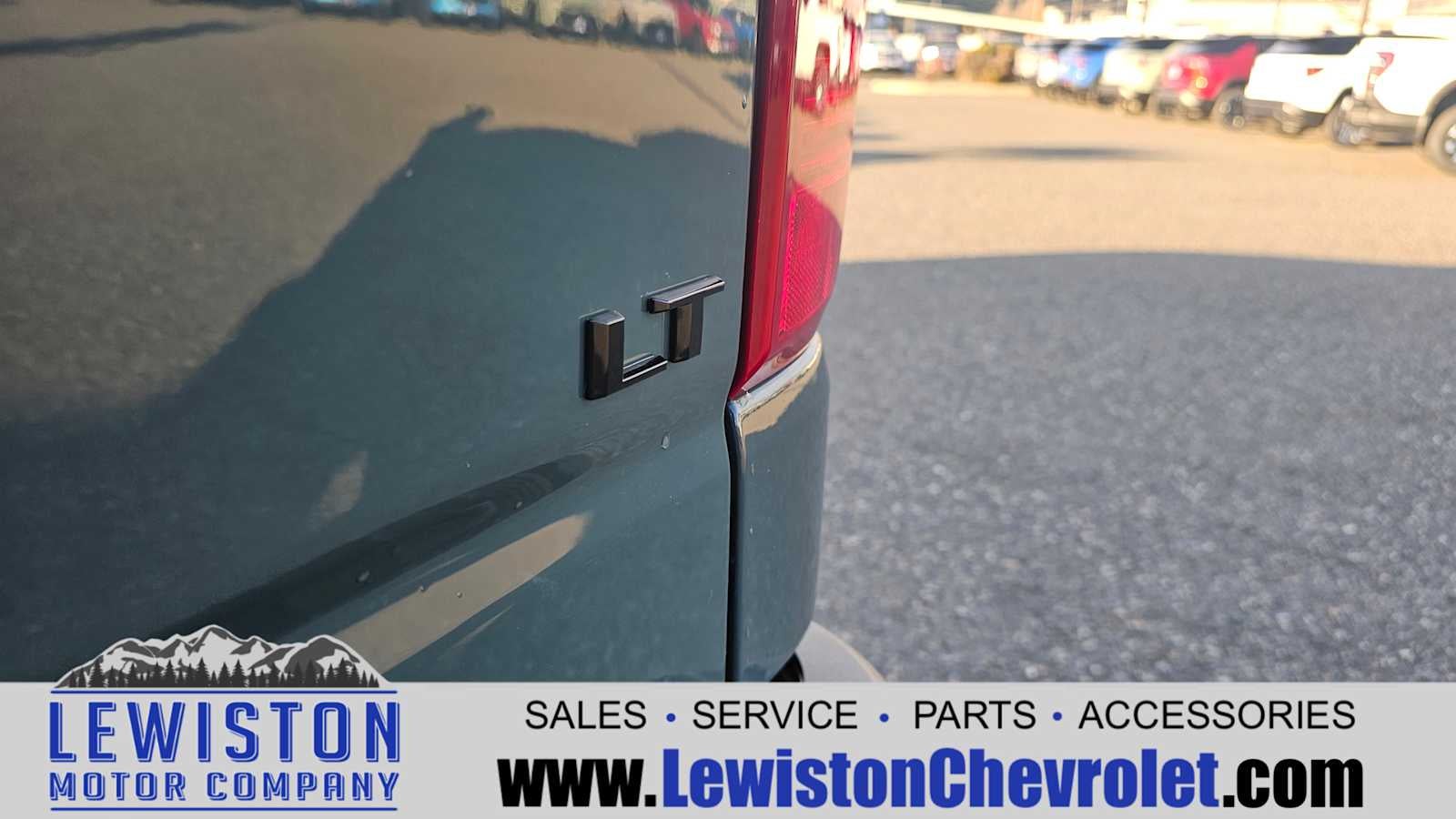 2025 Chevrolet Silverado 1500 LT