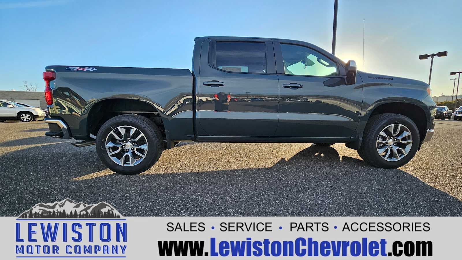 2025 Chevrolet Silverado 1500 LT