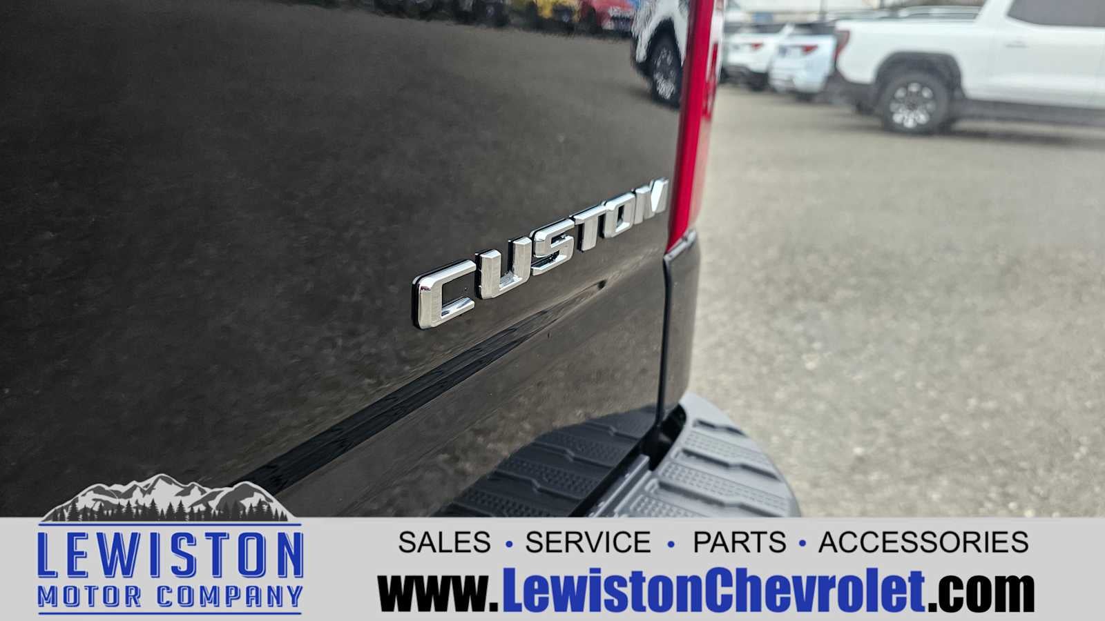 2026 Chevrolet Silverado 1500 Custom Trail Boss