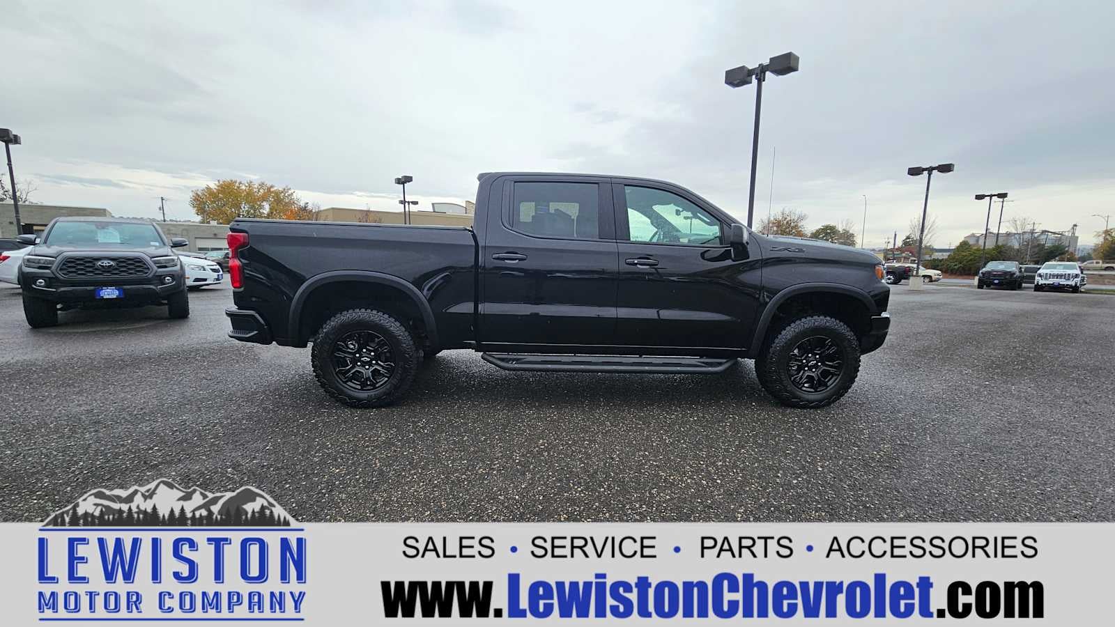 2025 Chevrolet Silverado 1500 ZR2