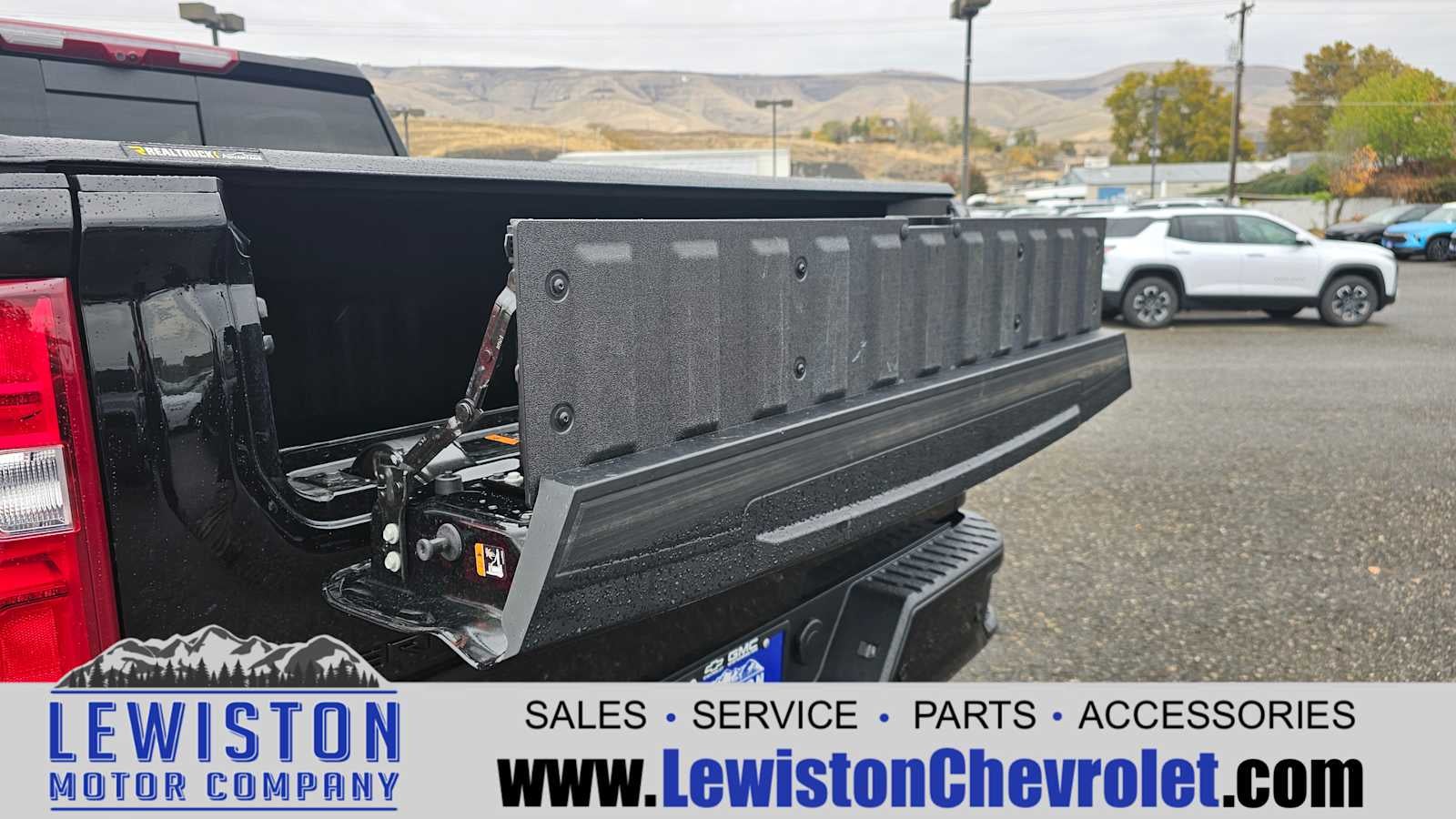 2025 Chevrolet Silverado 1500 ZR2