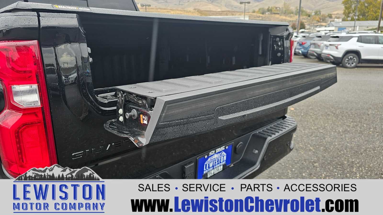 2025 Chevrolet Silverado 1500 ZR2