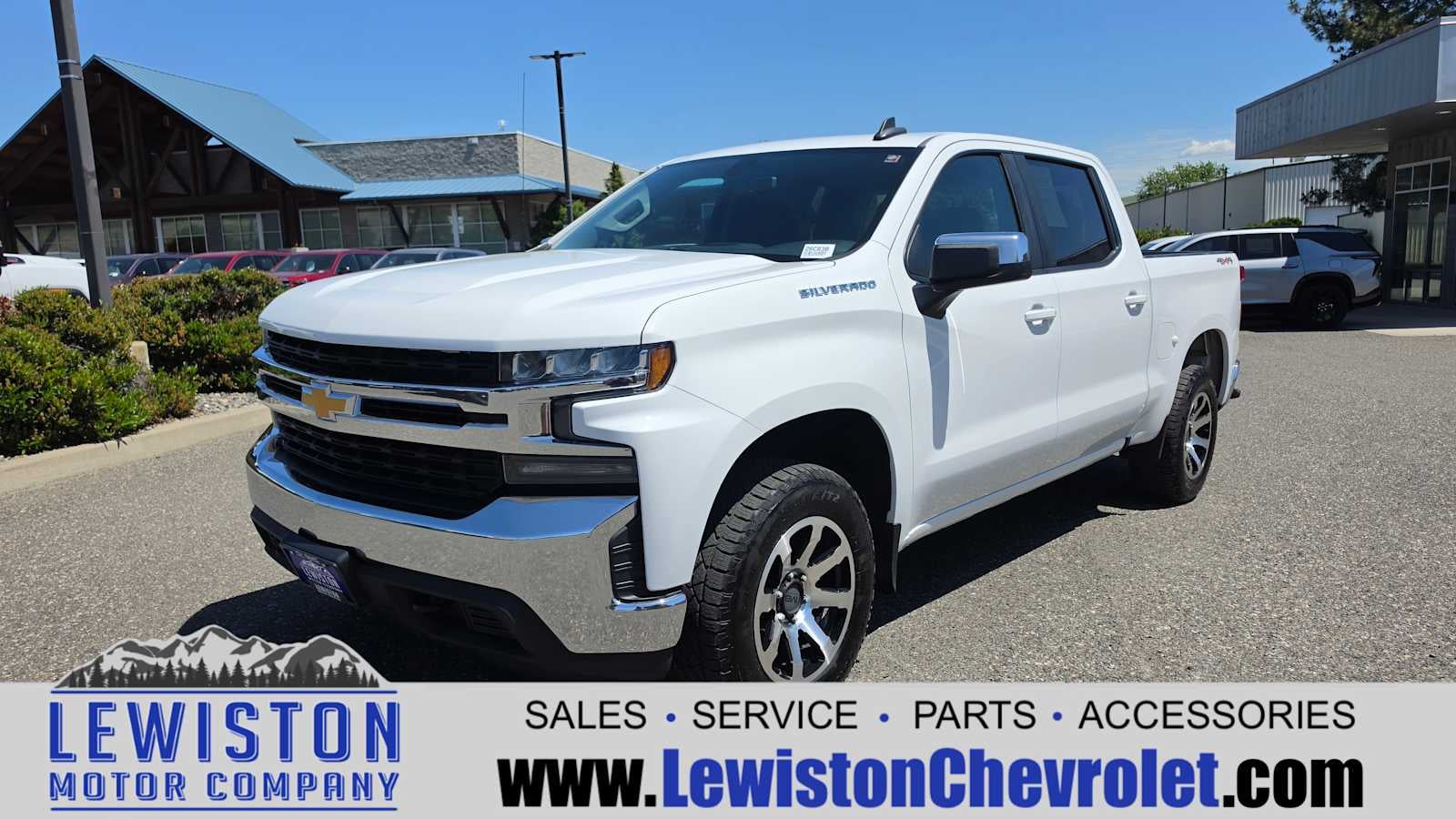 2019 Chevrolet Silverado 1500 LT 4X4 Crew Cab Short Box's photo