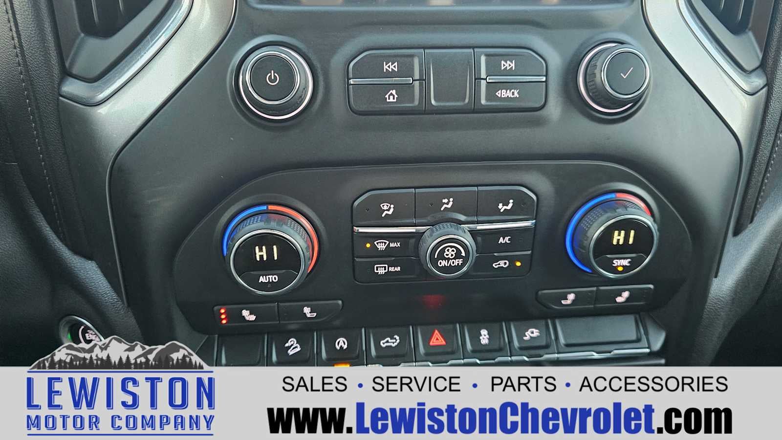 2020 Chevrolet Silverado 1500 RST