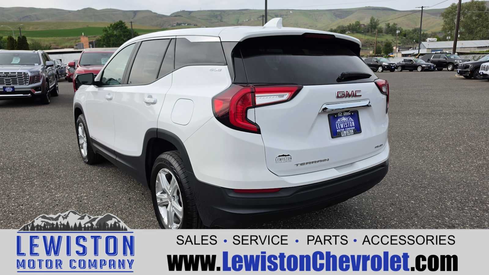 2024 GMC Terrain SLE
