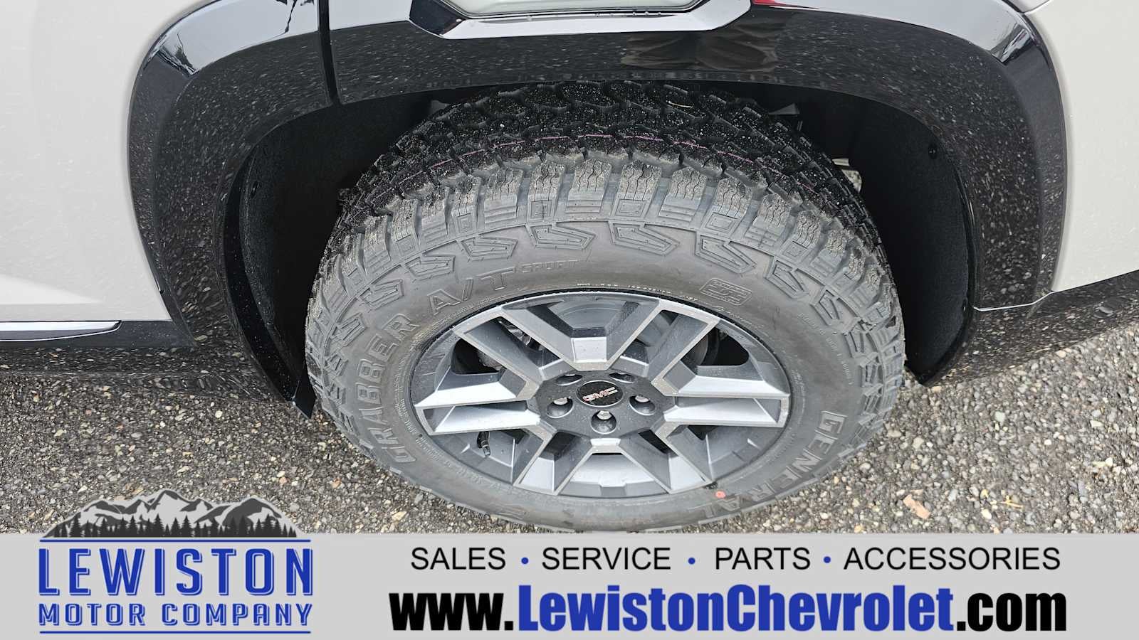 2026 GMC Terrain AT4