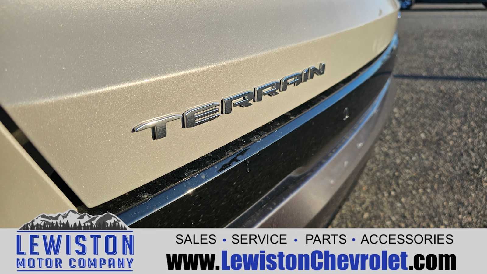 2026 GMC Terrain AT4