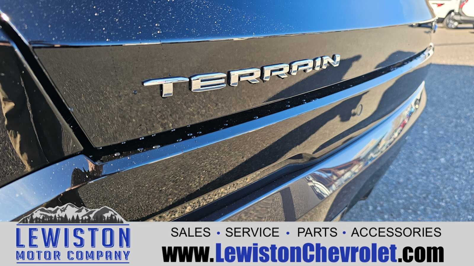 2026 GMC Terrain AT4