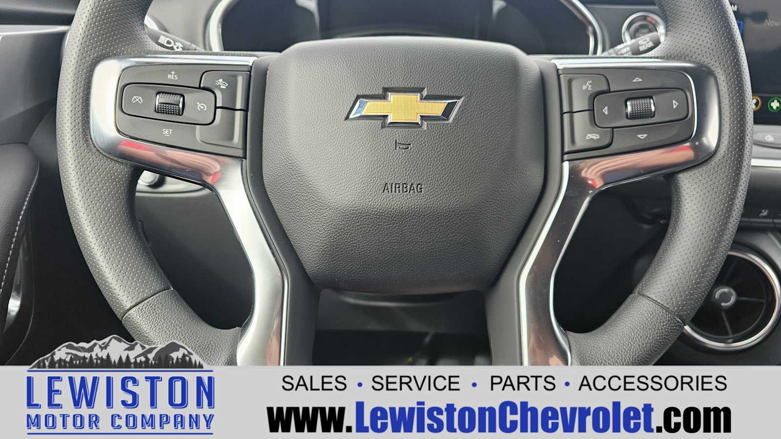 2025 Chevrolet Blazer 2LT