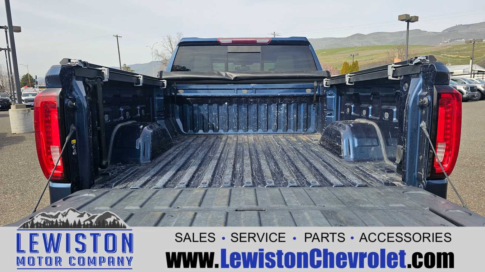 2020 GMC Sierra 1500 SLT