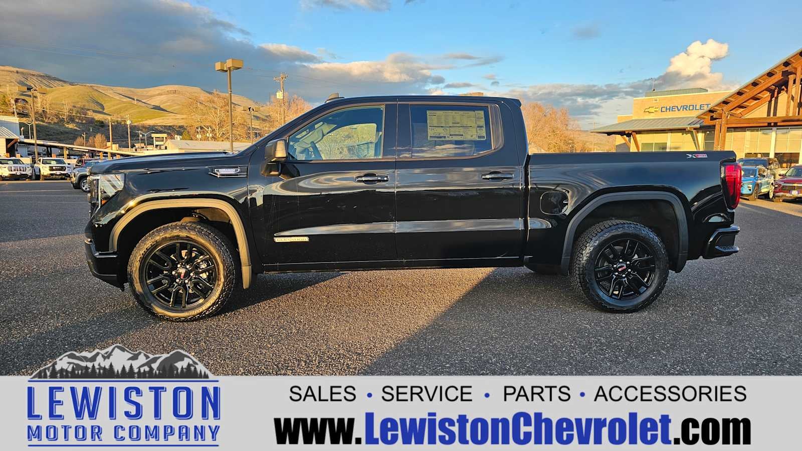 2026 GMC Sierra 1500 Elevation