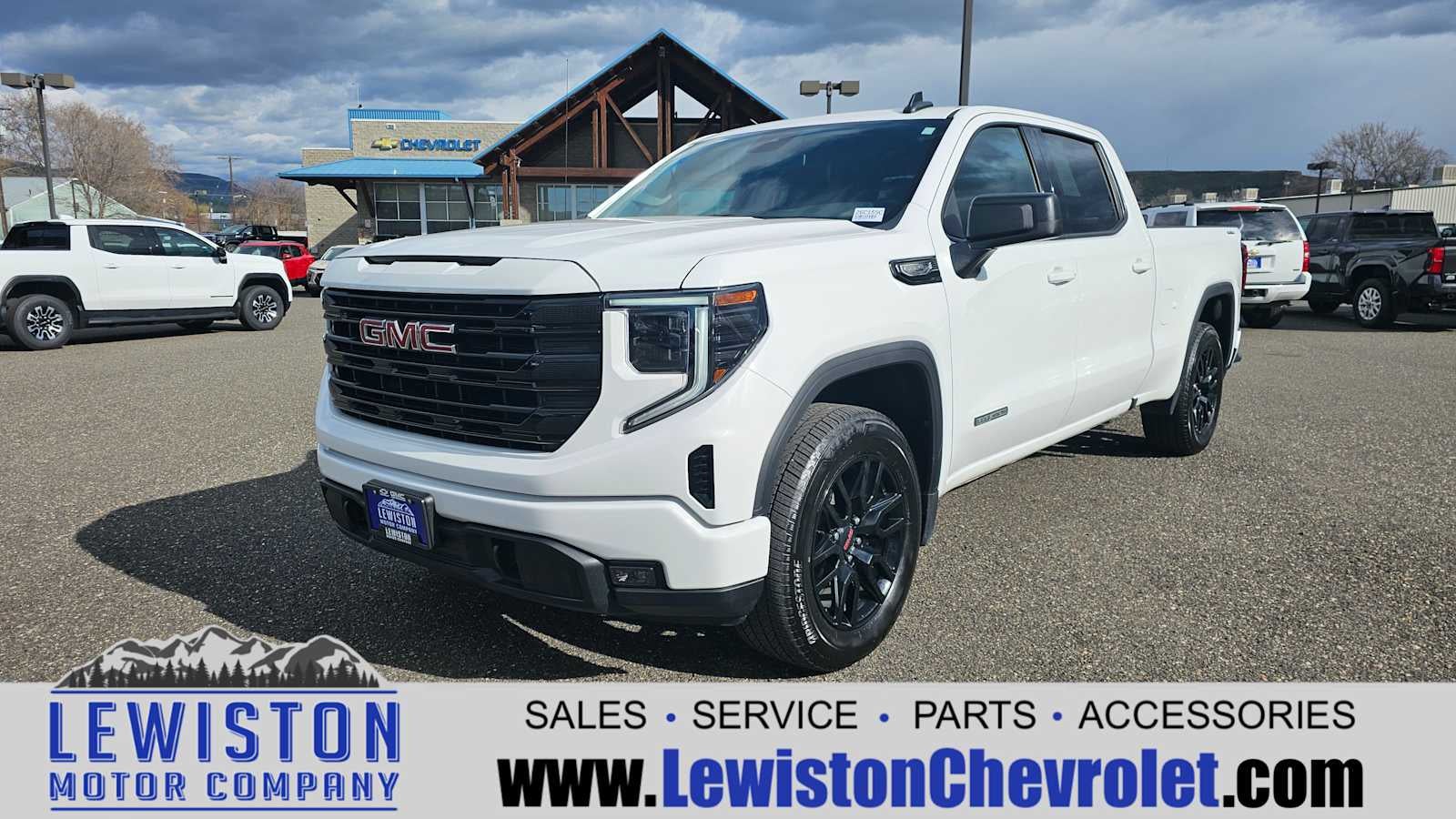 2024 GMC Sierra 1500 Elevation