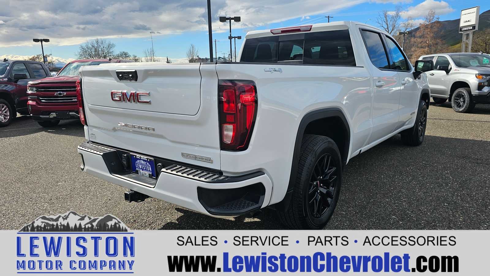 2024 GMC Sierra 1500 Elevation