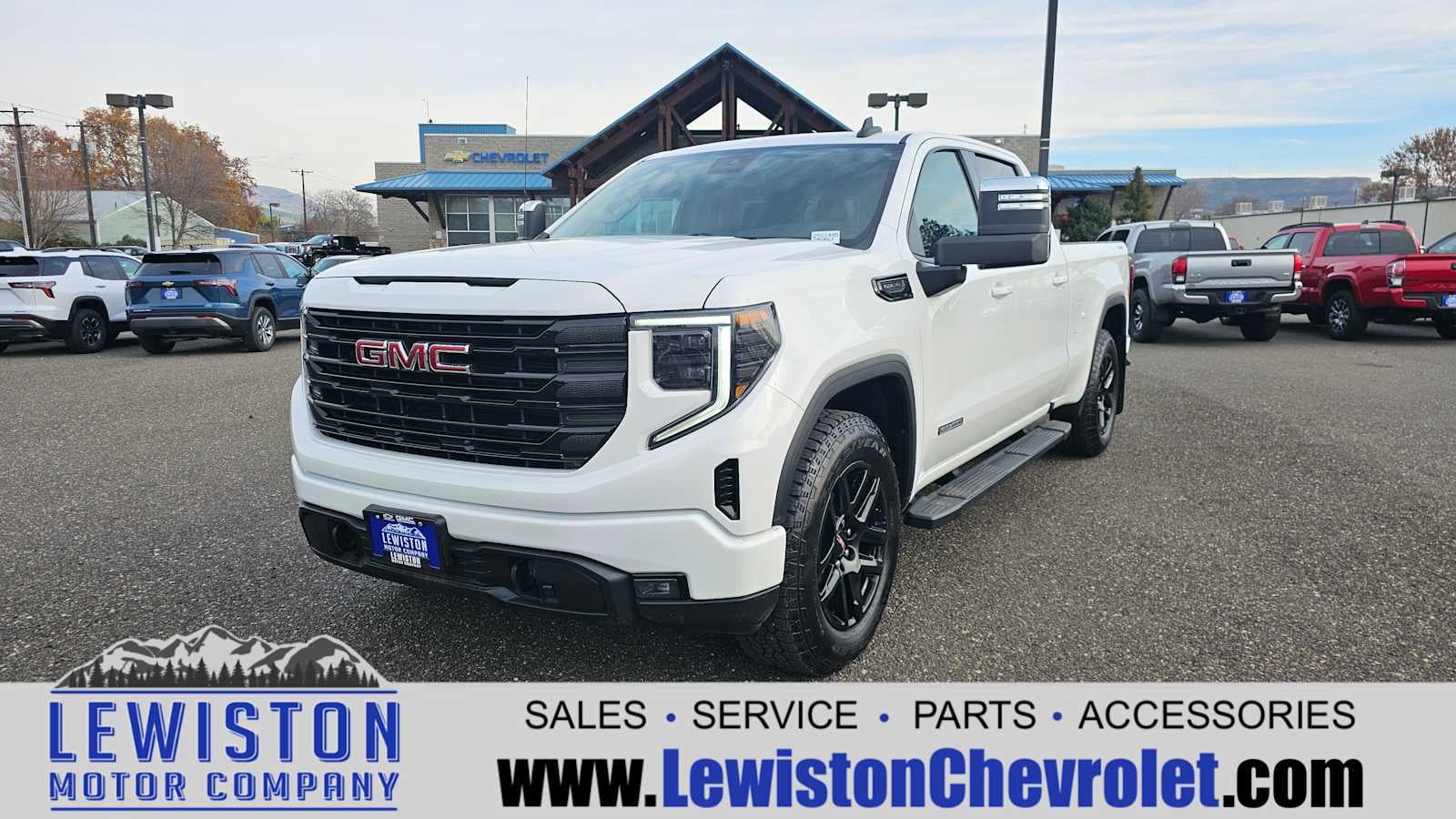 2023 GMC Sierra 1500 Elevation