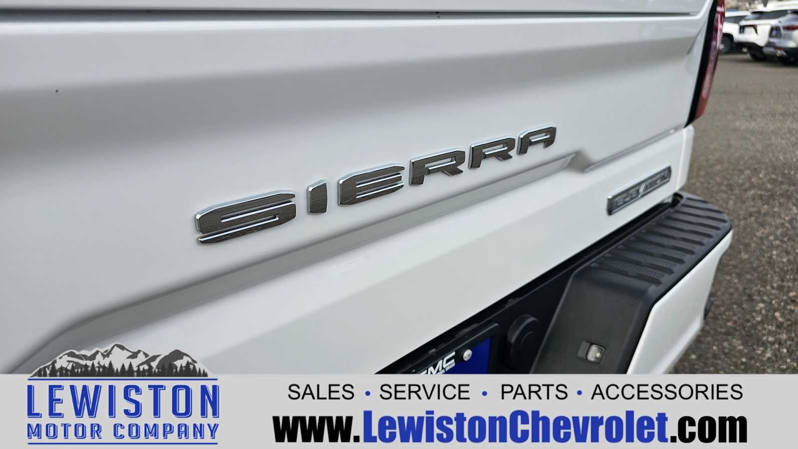 2023 GMC Sierra 1500 Elevation