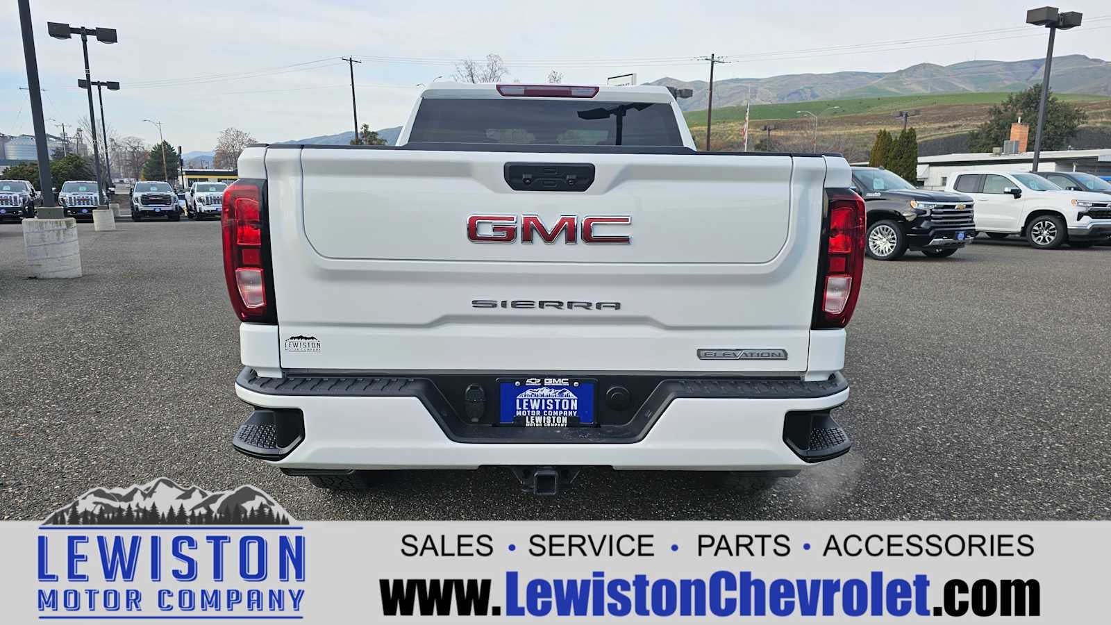 2023 GMC Sierra 1500 Elevation