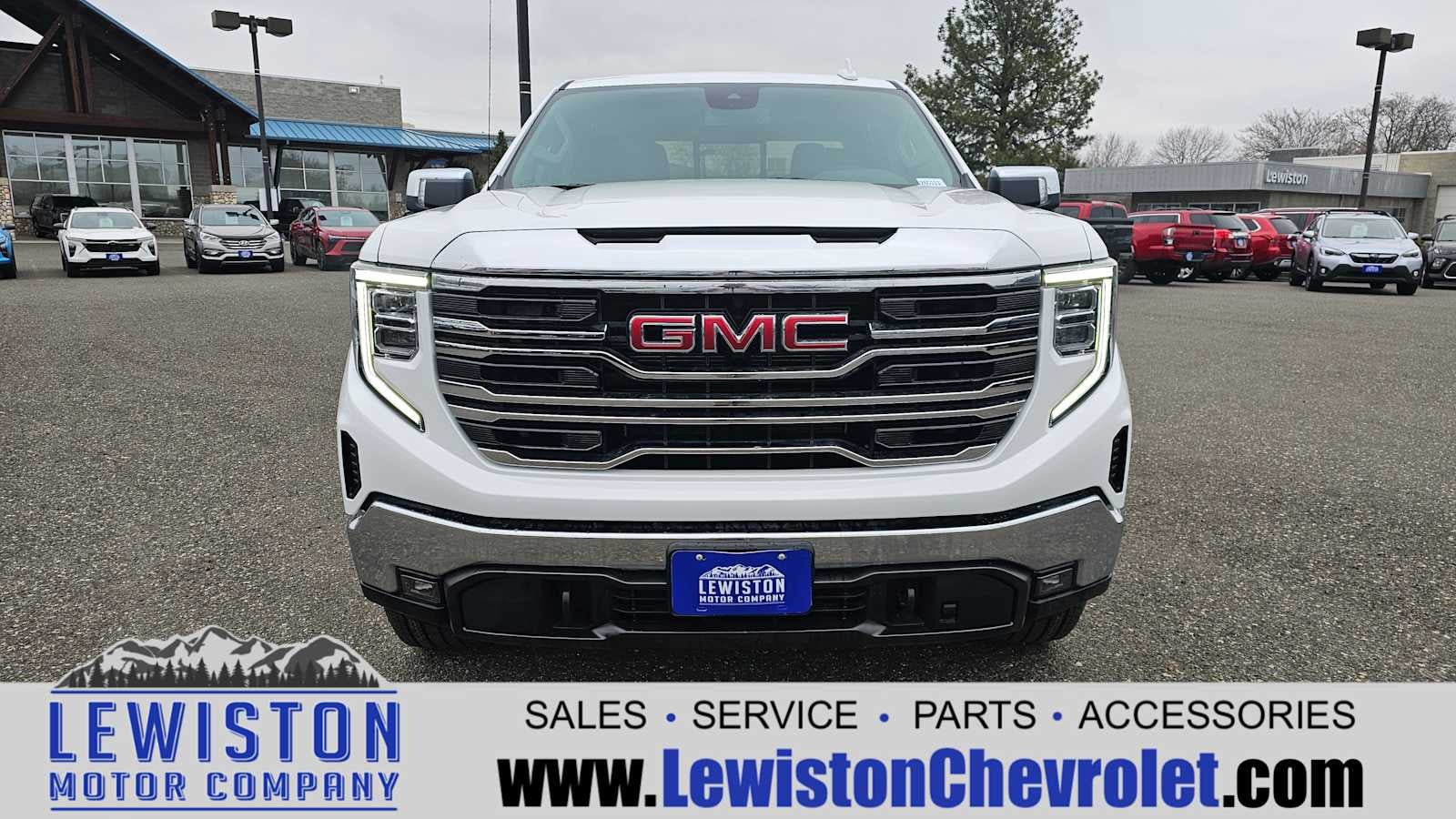 2026 GMC Sierra 1500 SLT