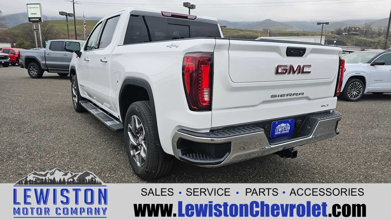 2026 GMC Sierra 1500 SLT
