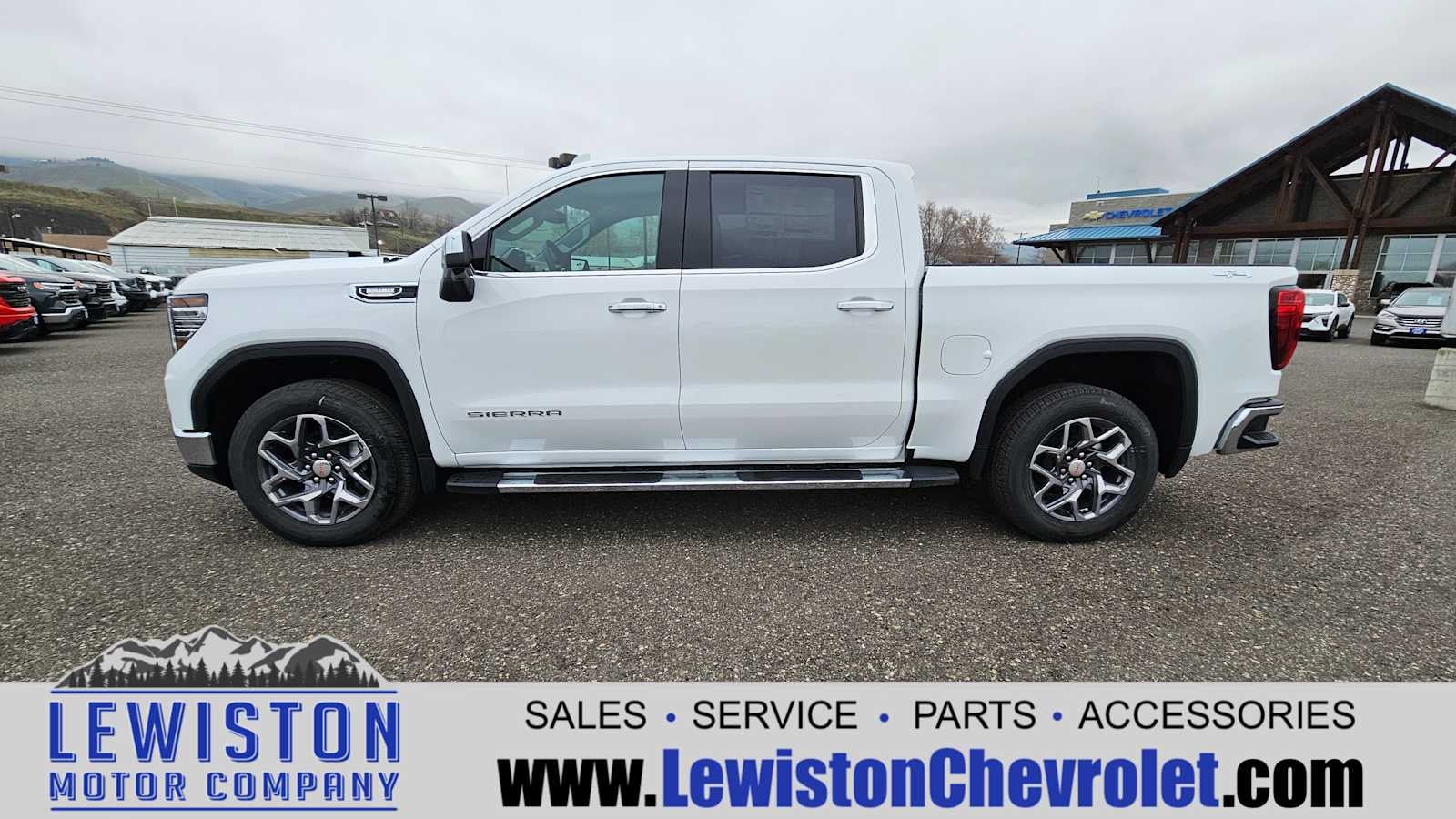 2026 GMC Sierra 1500 SLT