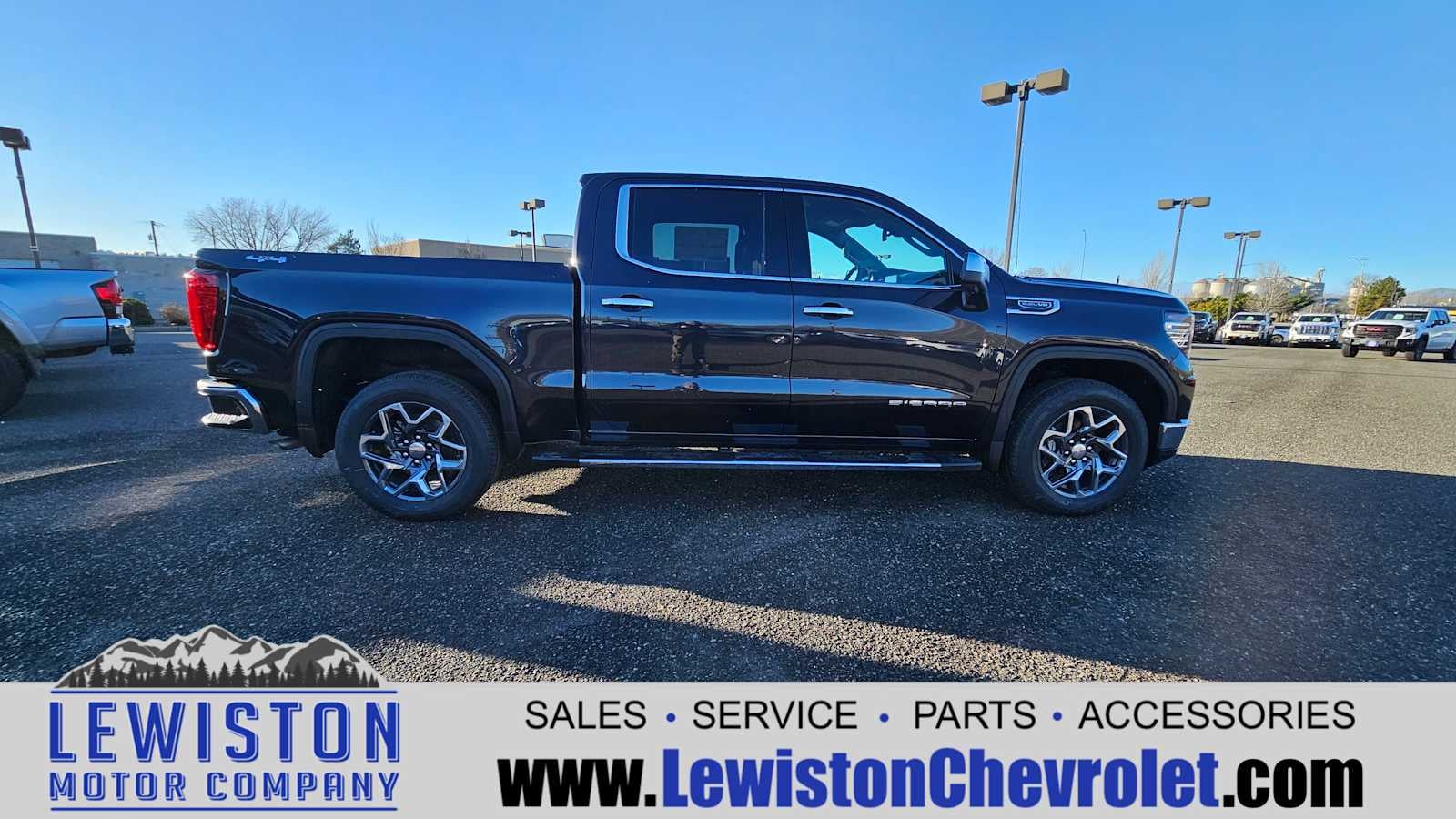 2026 GMC Sierra 1500 SLT