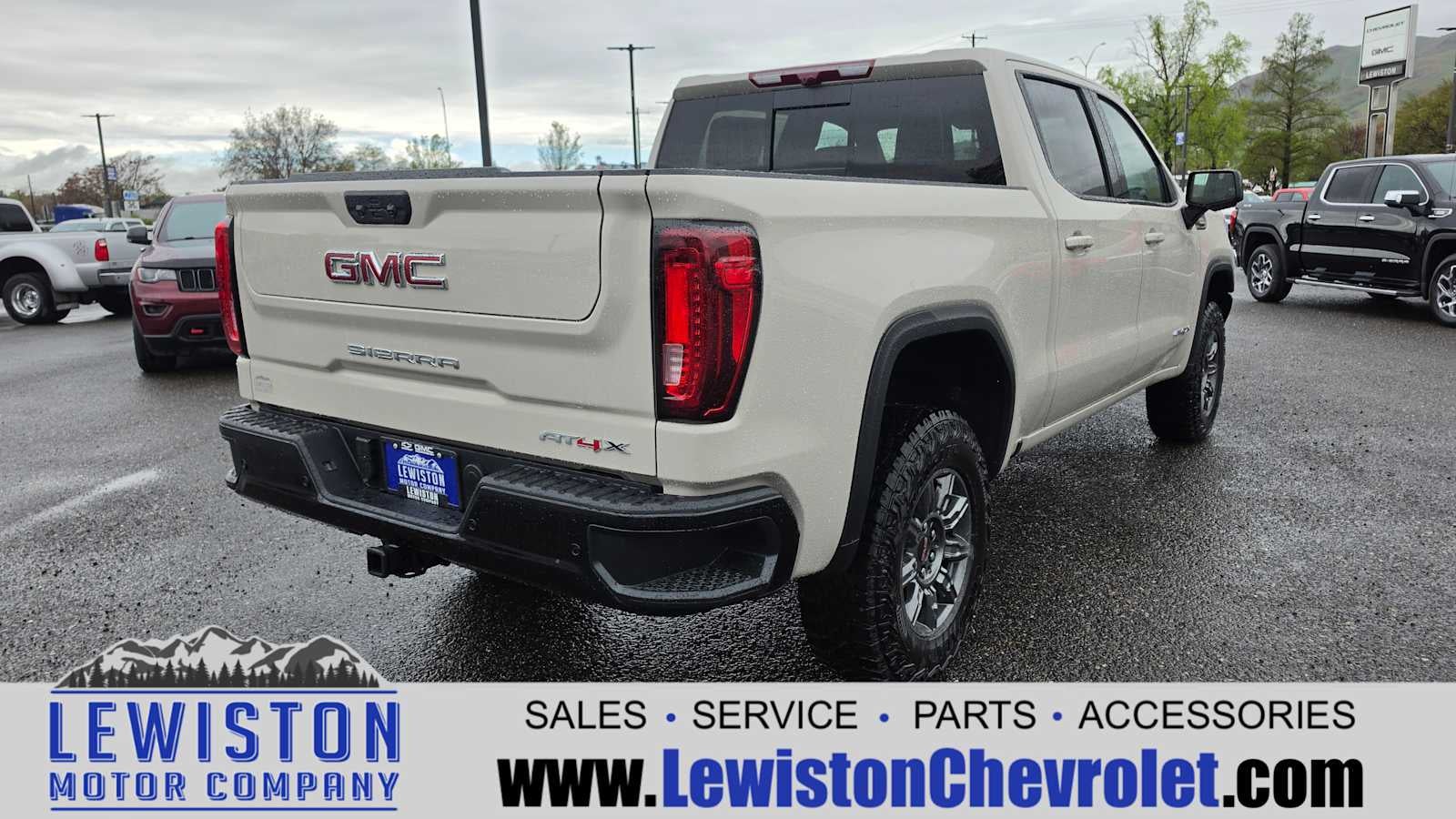 2026 GMC Sierra 1500 AT4X