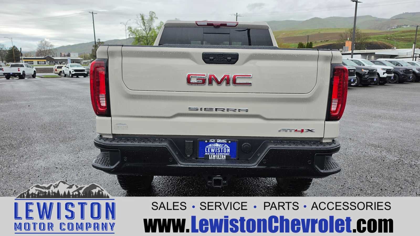 2026 GMC Sierra 1500 AT4X
