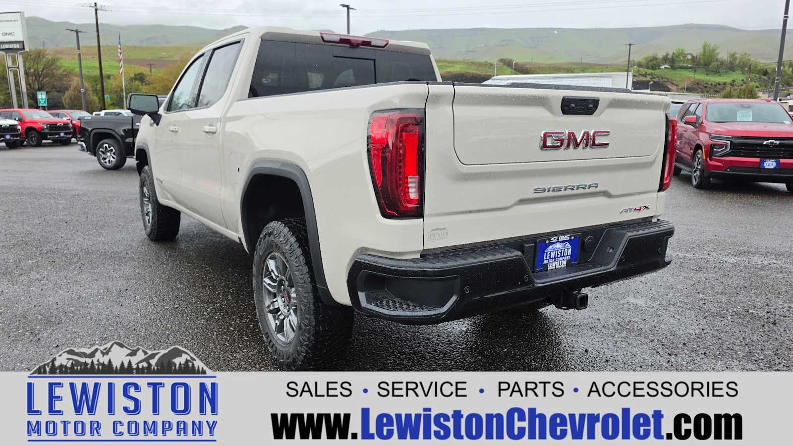 2026 GMC Sierra 1500 AT4X