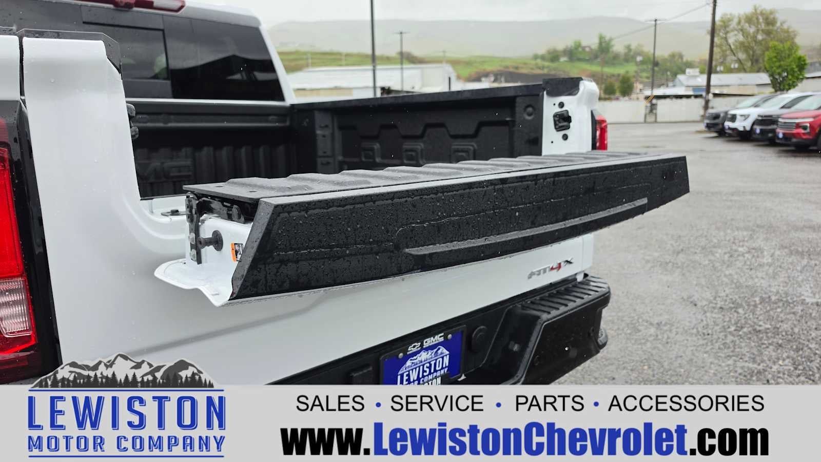 2026 GMC Sierra 1500 AT4X