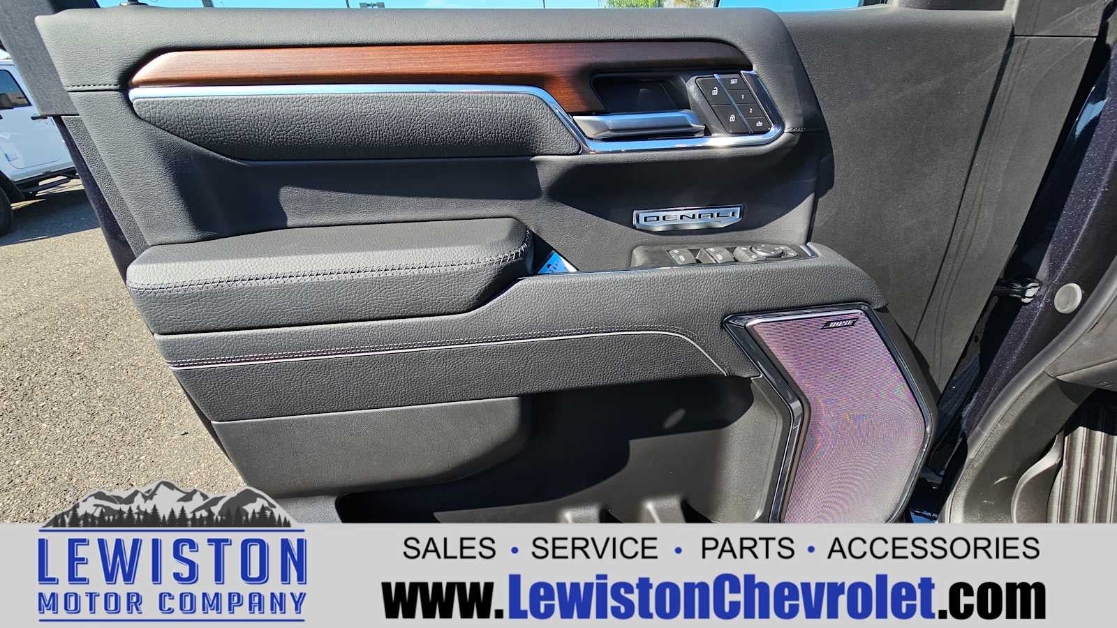 2025 GMC Sierra 1500 Denali