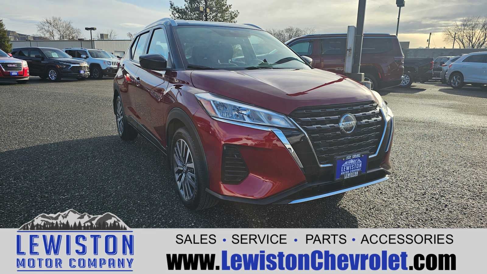 2021 Nissan Kicks SV