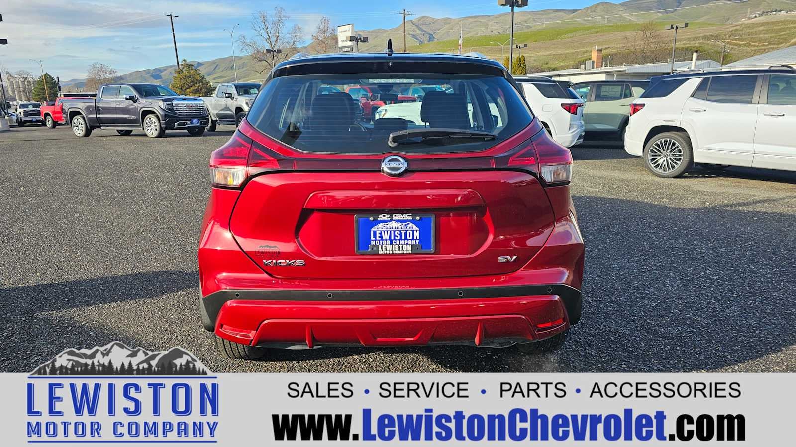 2021 Nissan Kicks SV