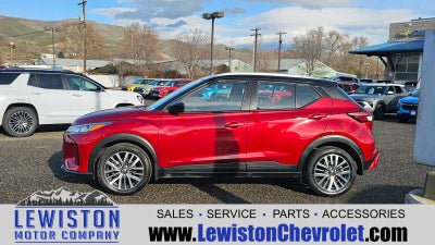 2021 Nissan Kicks SV