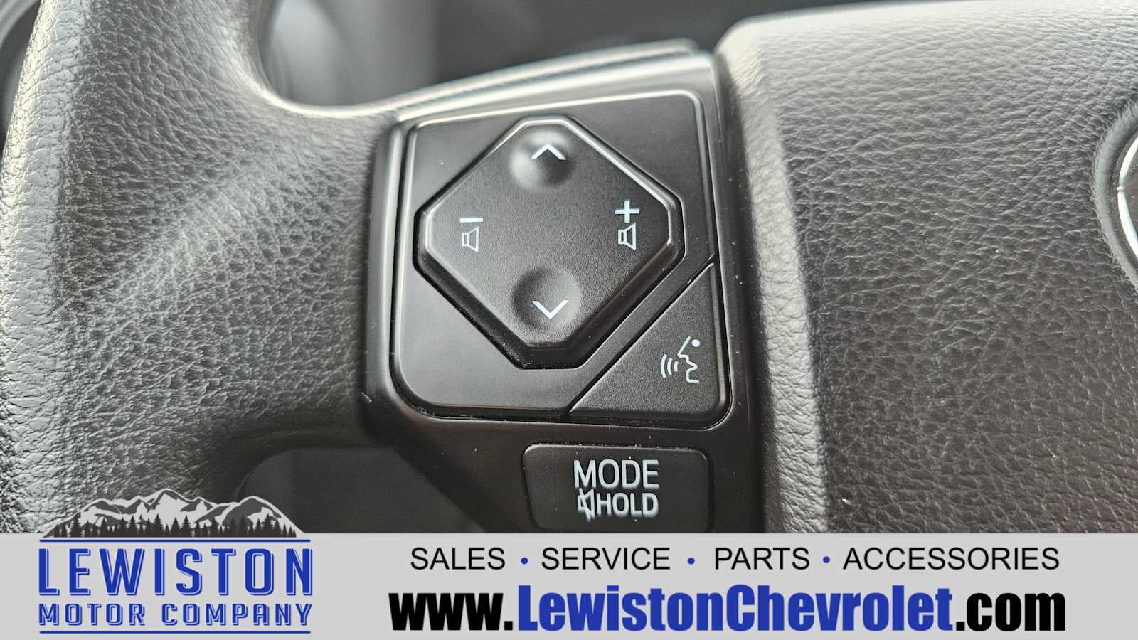 2021 Toyota Tacoma SR V6