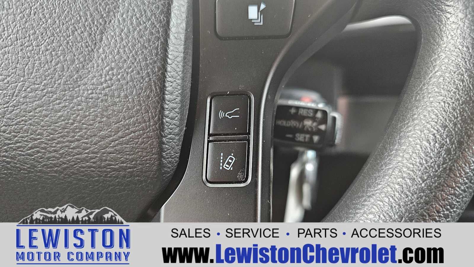 2021 Toyota Tacoma SR V6