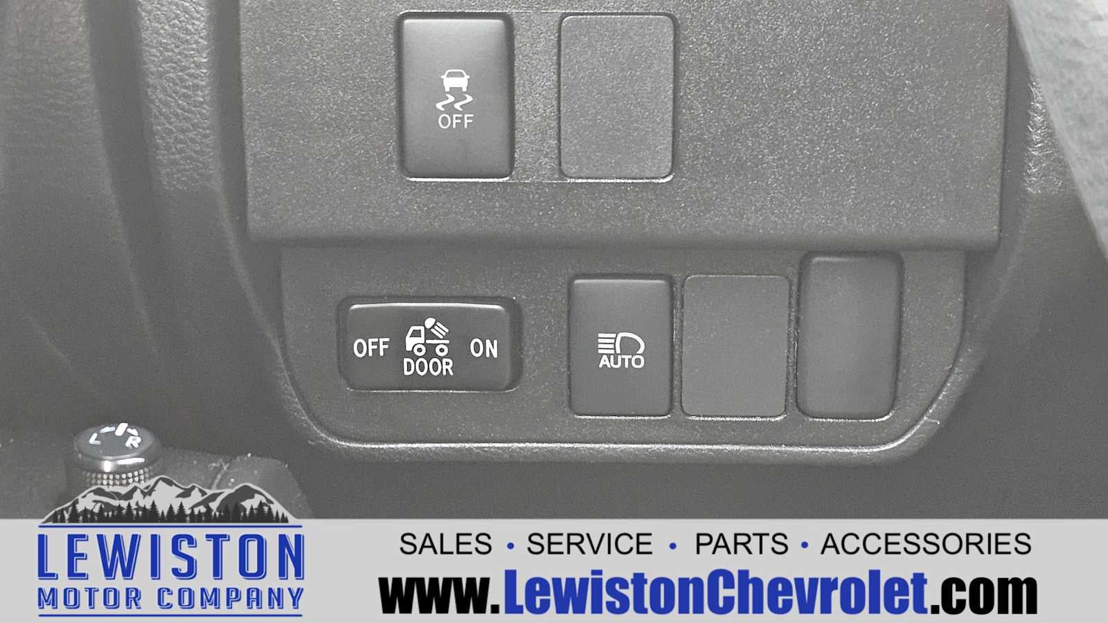 2021 Toyota Tacoma SR V6