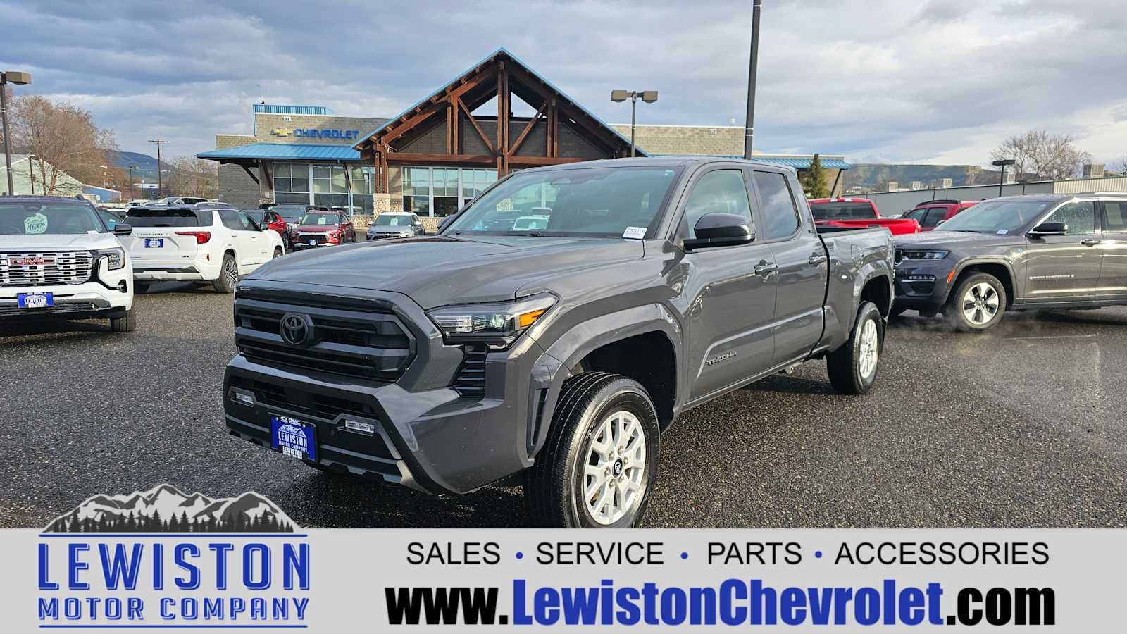 2024 Toyota Tacoma SR5