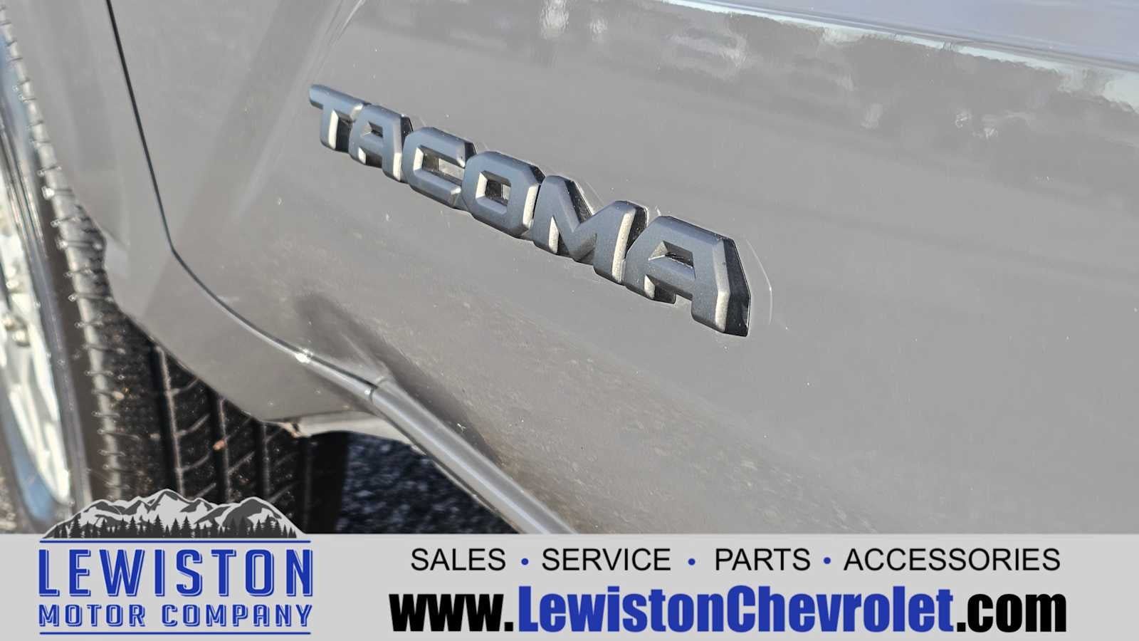 2024 Toyota Tacoma SR5