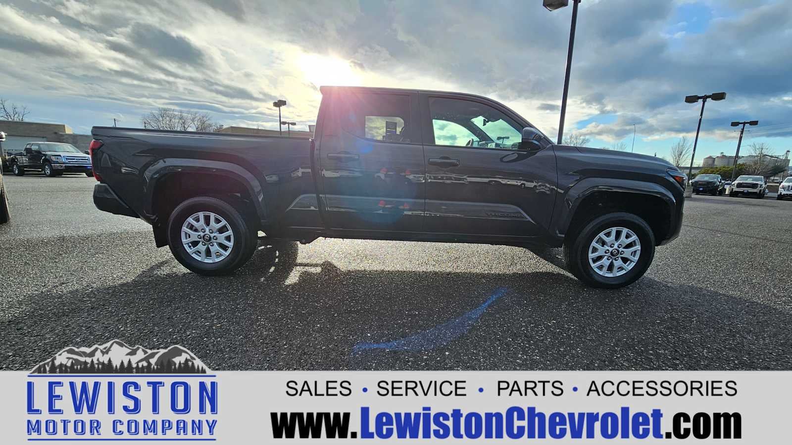 2024 Toyota Tacoma SR5