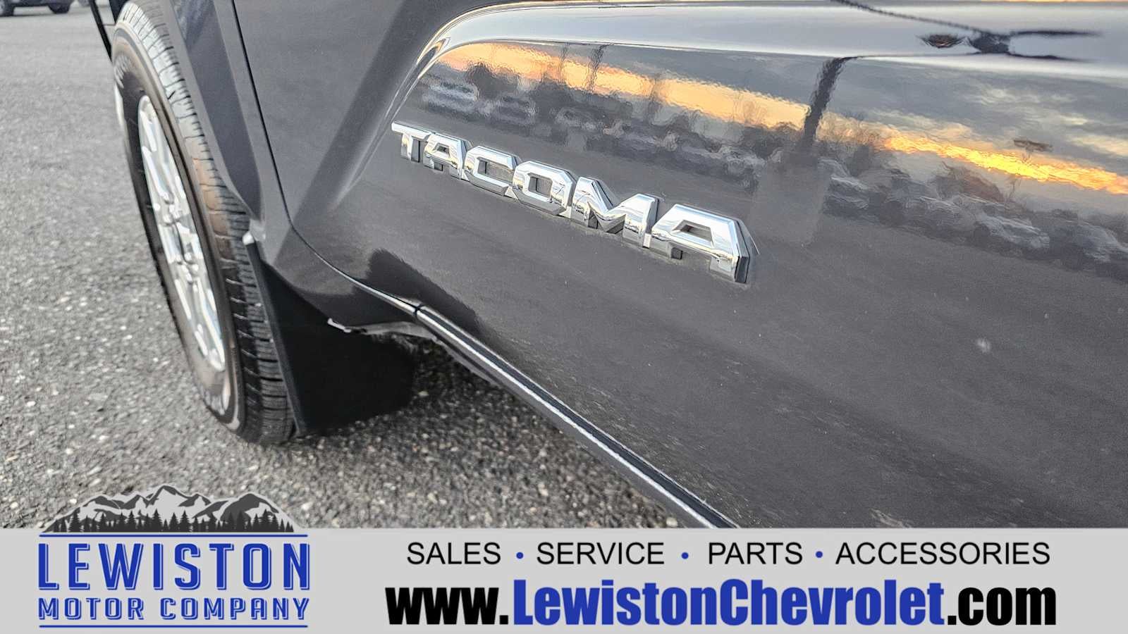2024 Toyota Tacoma SR5