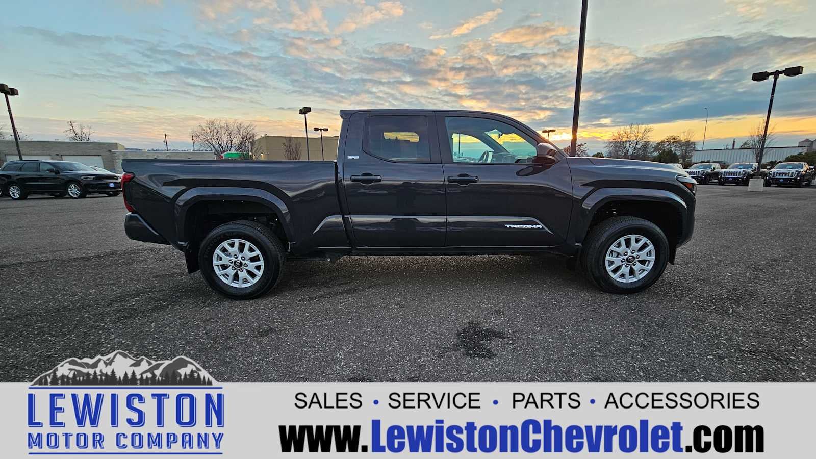 2024 Toyota Tacoma SR5