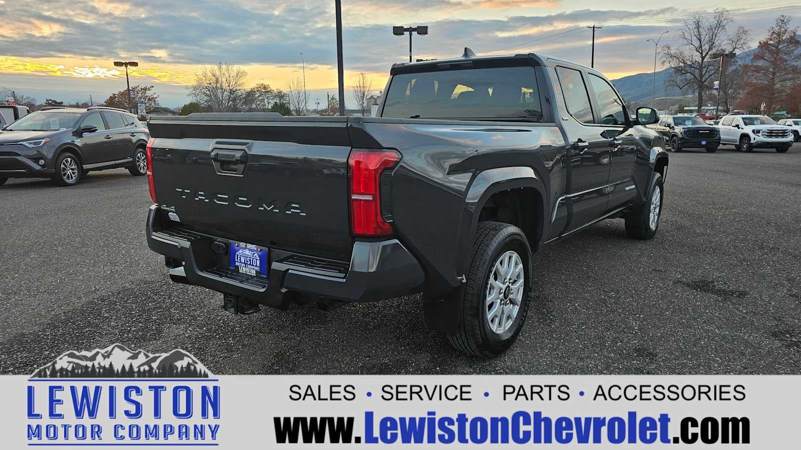 2024 Toyota Tacoma SR5