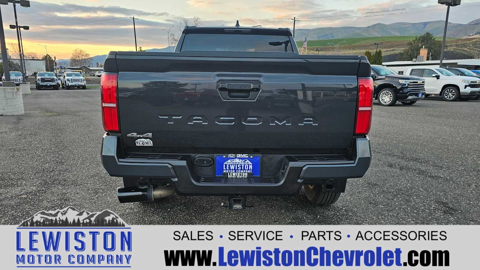 2024 Toyota Tacoma SR5